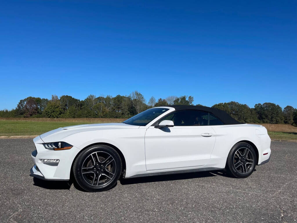 2018 FORD Mustang