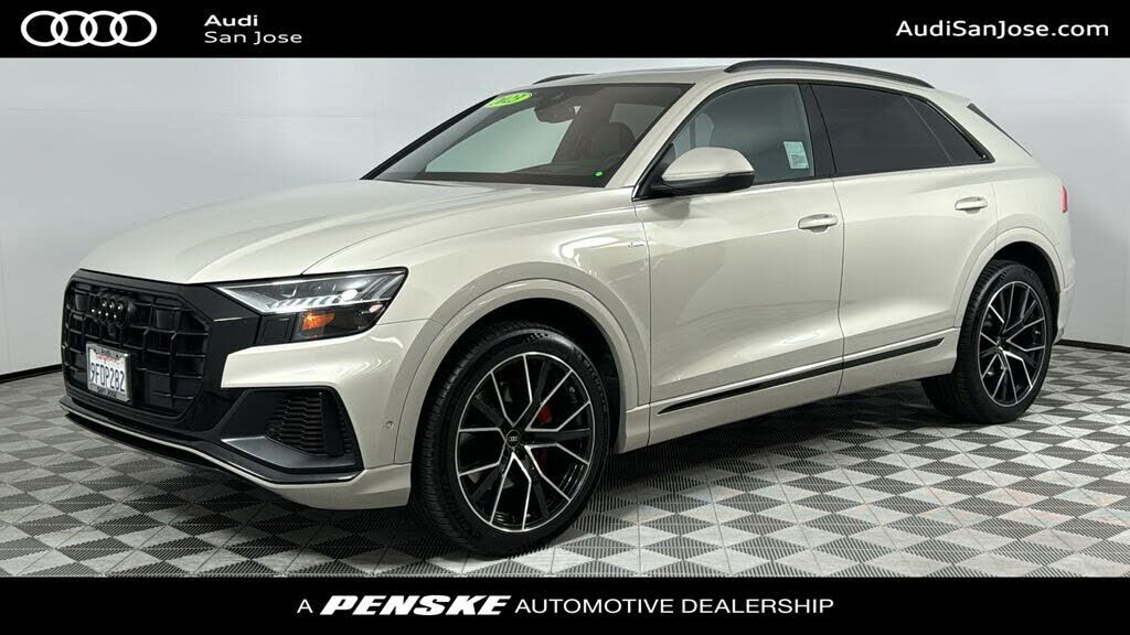 2023 AUDI Q8
