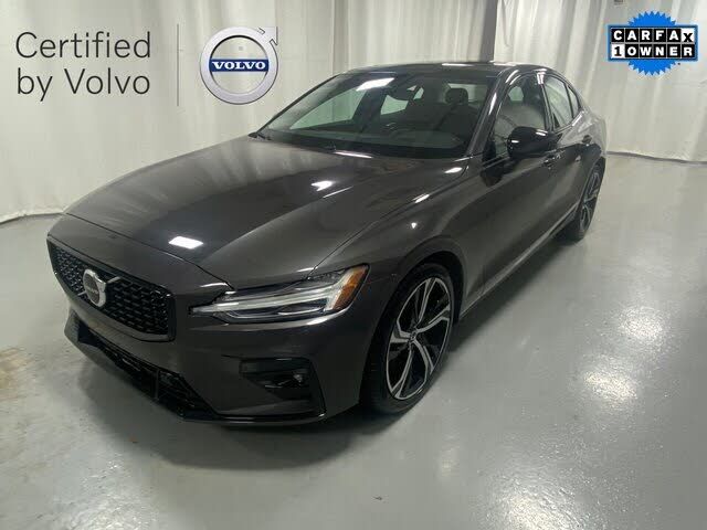 2025 VOLVO S60
