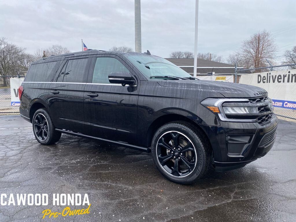 2022 FORD Expedition