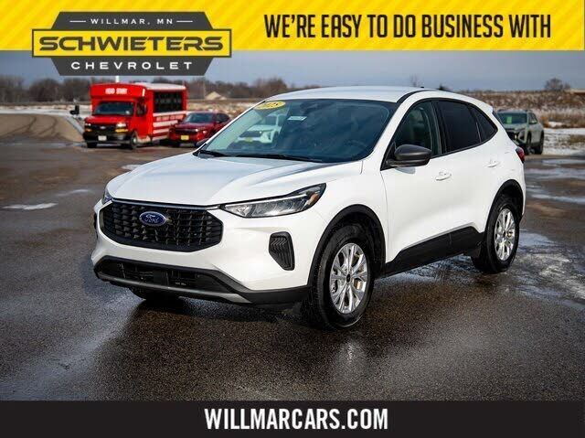 2025 FORD Escape