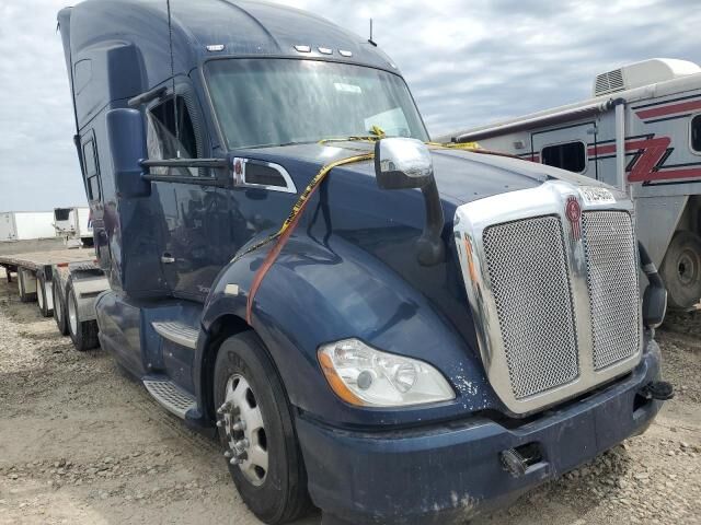 2017 KENWORTH T680