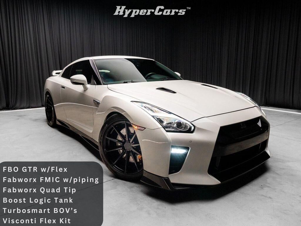 2020 NISSAN GT-R