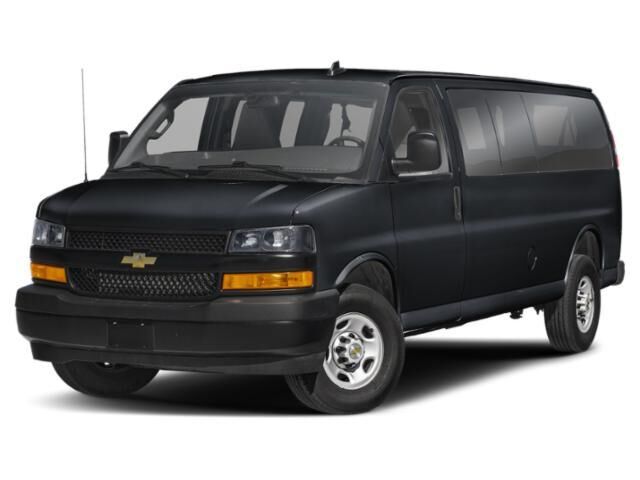 2025 CHEVROLET Express