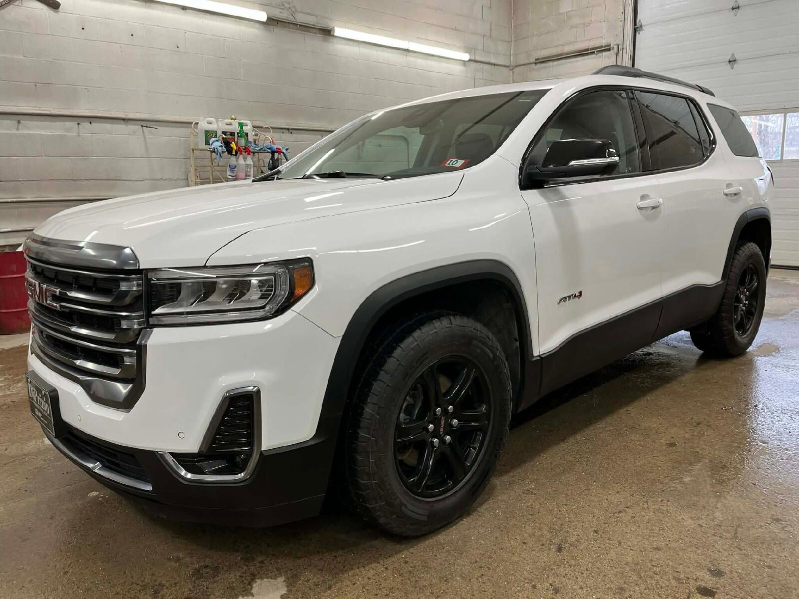 2023 GMC Acadia