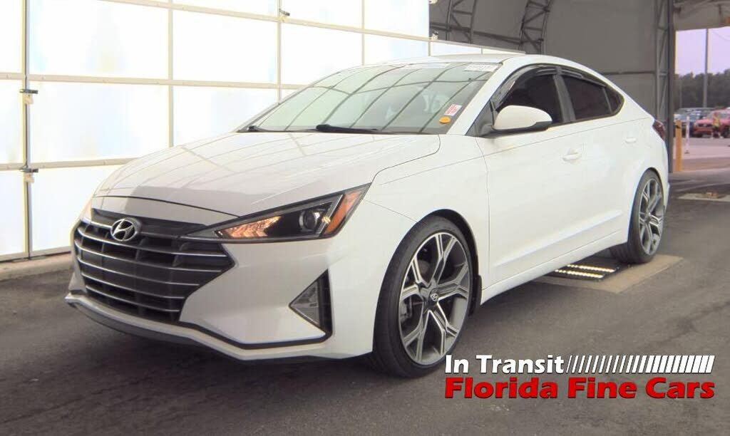 2019 HYUNDAI Elantra