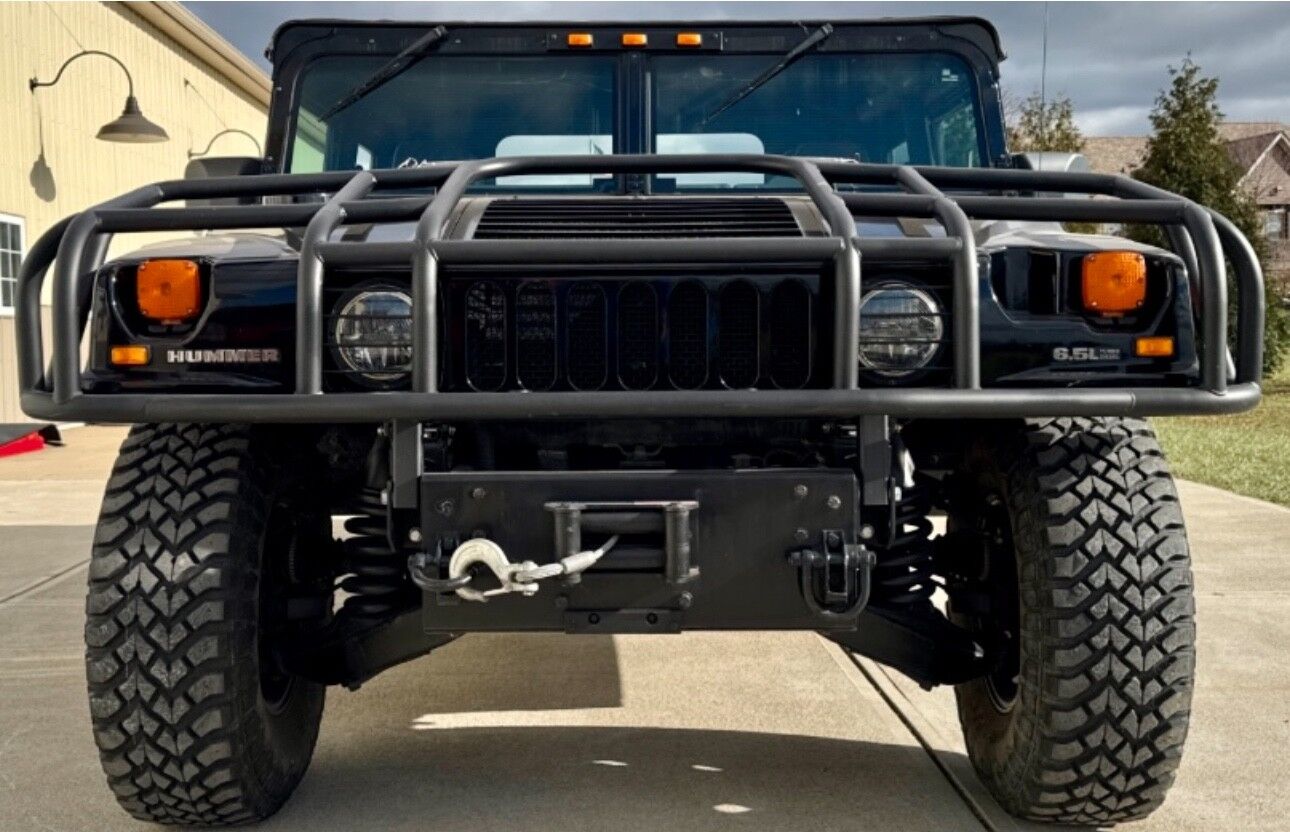 HUMMER H1