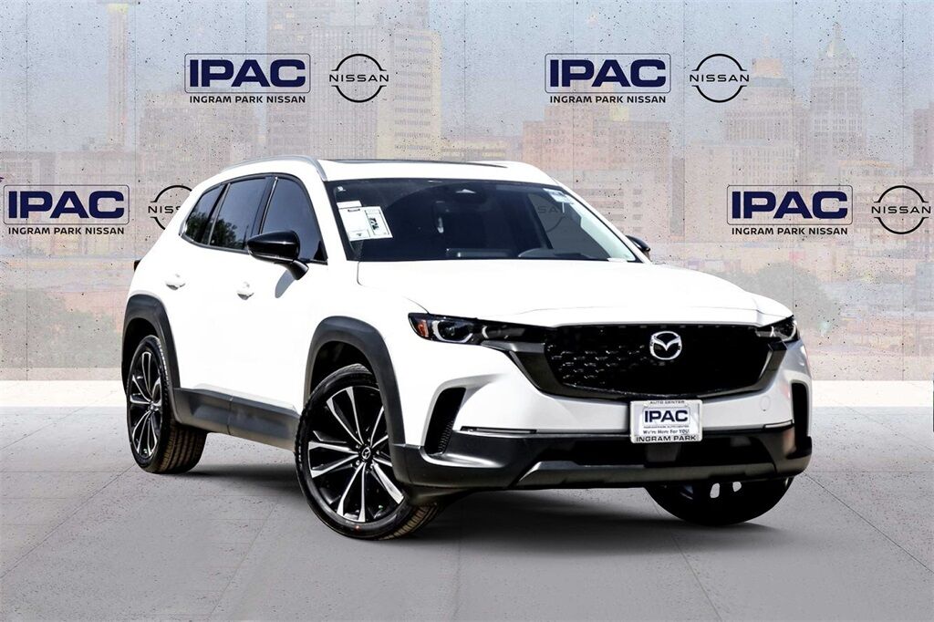 2025 NISSAN Kicks