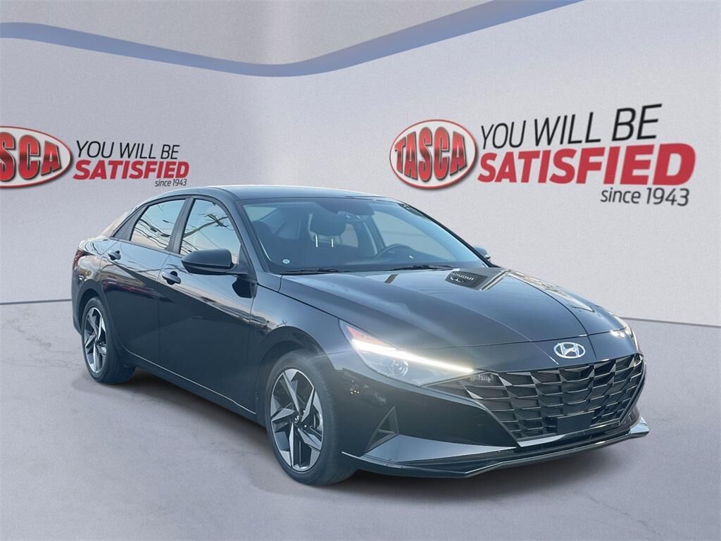2023 HYUNDAI Elantra
