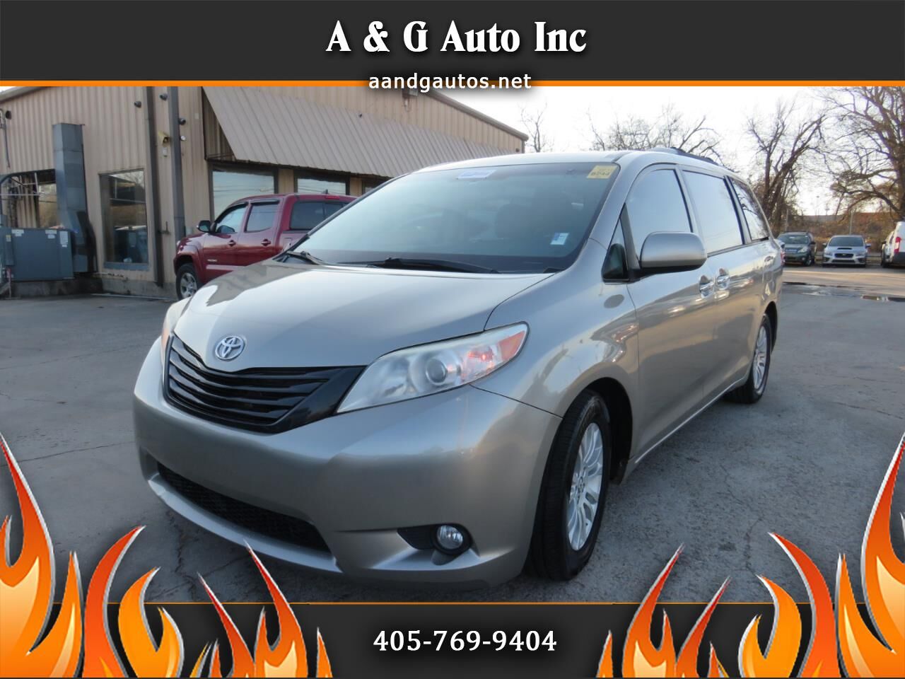 2015 TOYOTA Sienna