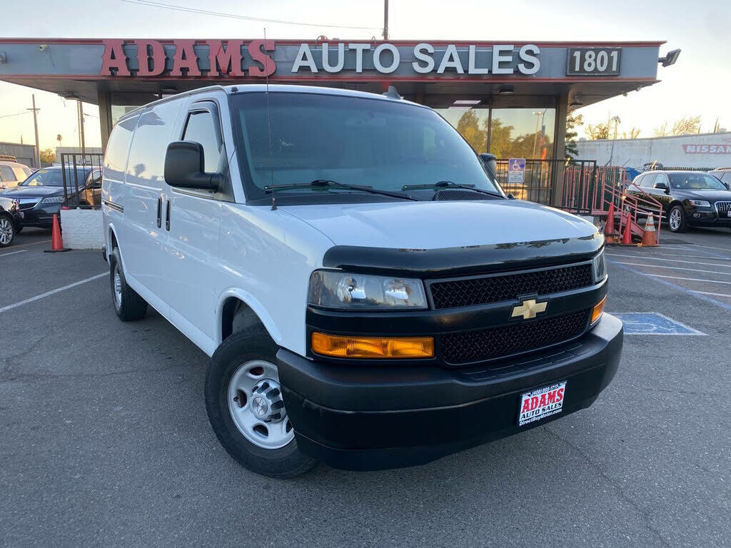 2019 CHEVROLET Express