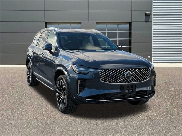 2026 VOLVO XC90