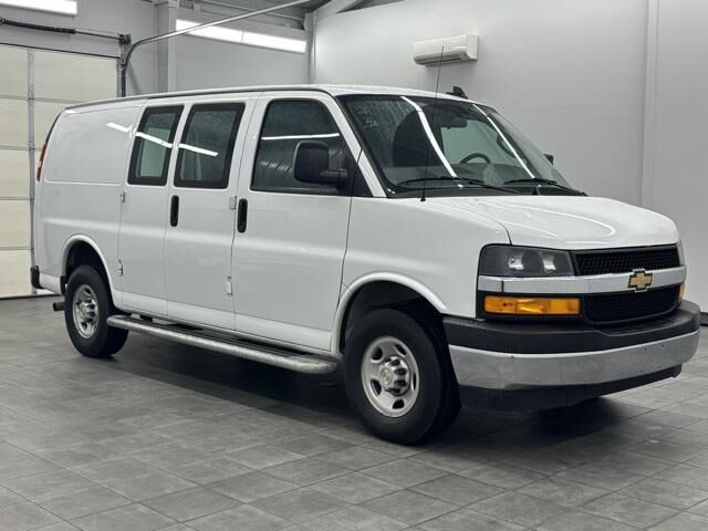 2024 CHEVROLET Express