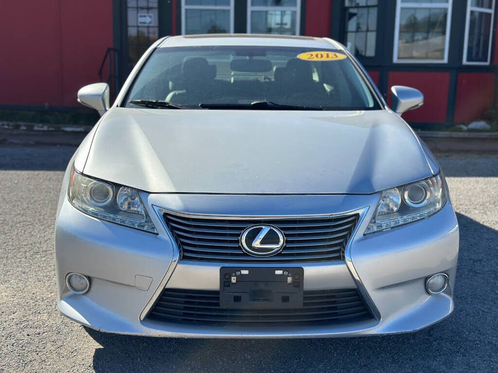 2013 LEXUS ES