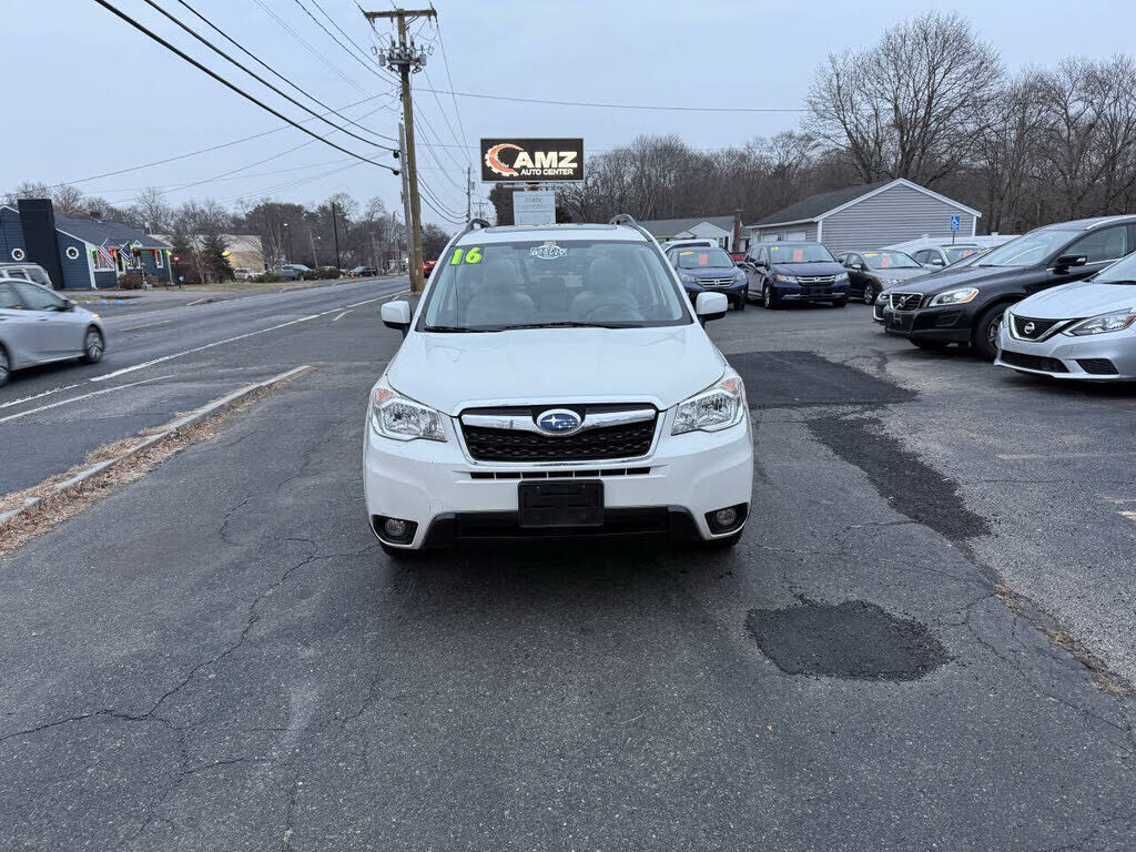 2016 SUBARU Forester