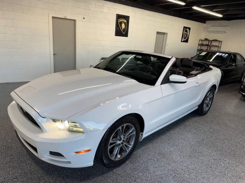 2014 FORD Mustang