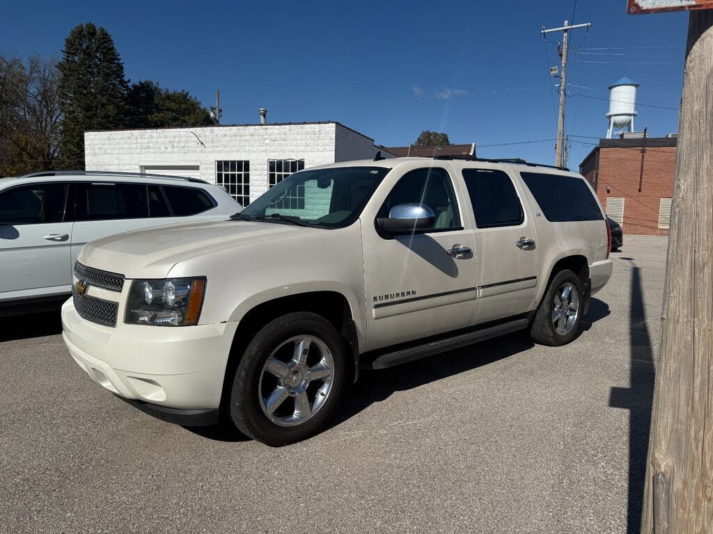 2012 CHEVROLET Suburban