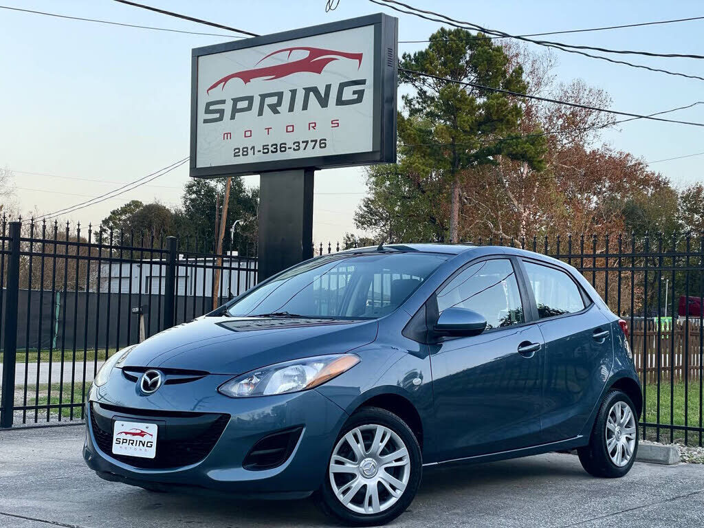 2014 MAZDA Mazda2