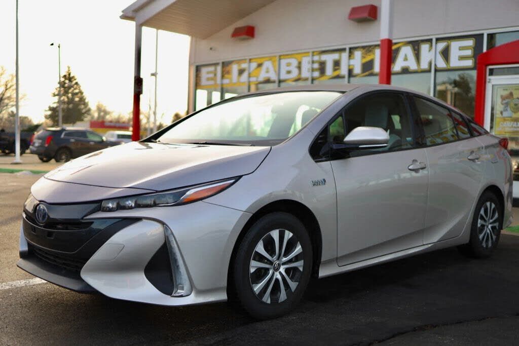 2018 TOYOTA Prius