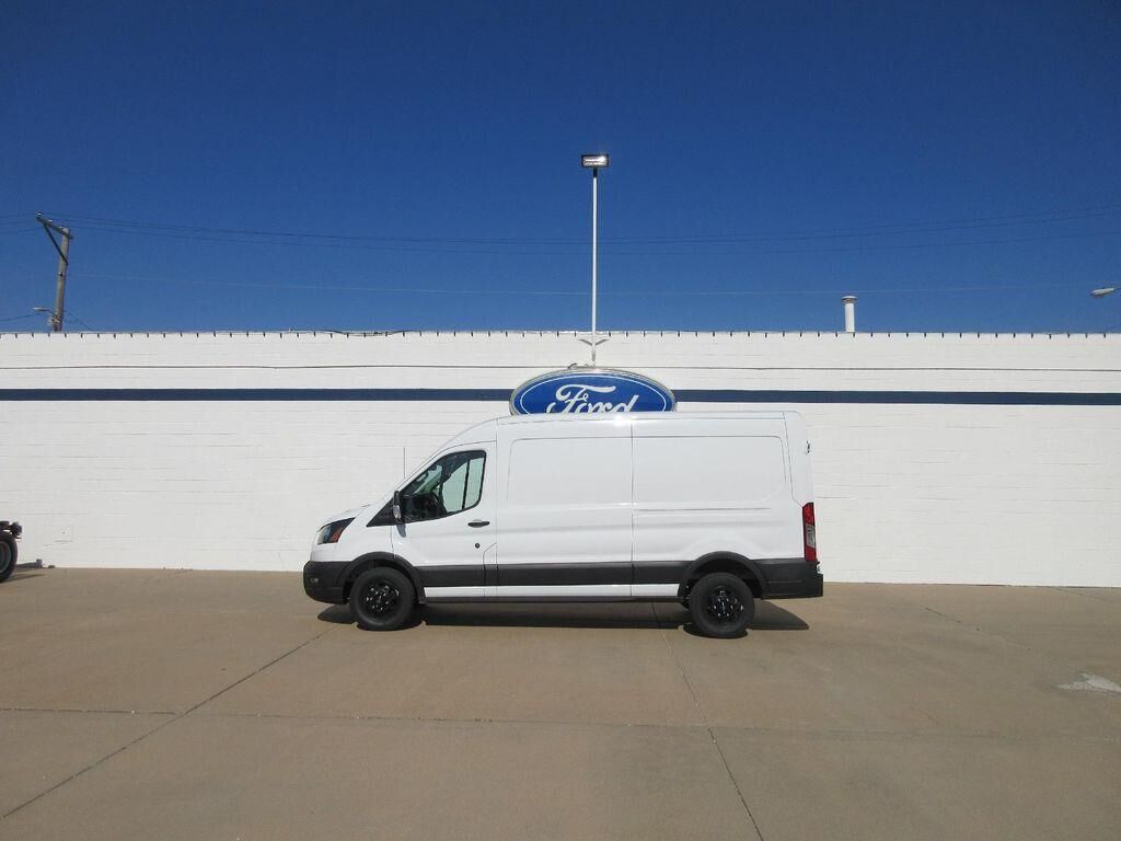 2025 FORD Transit