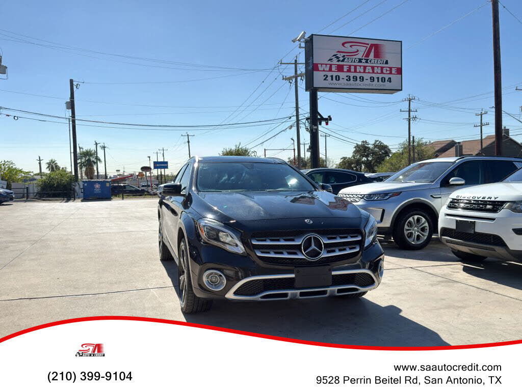 2019 MERCEDES-BENZ GLA-Class