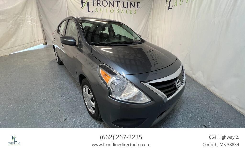 2019 NISSAN Versa