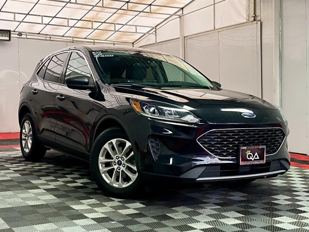 2022 FORD Escape
