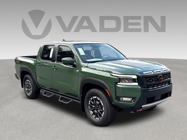 2025 NISSAN Frontier