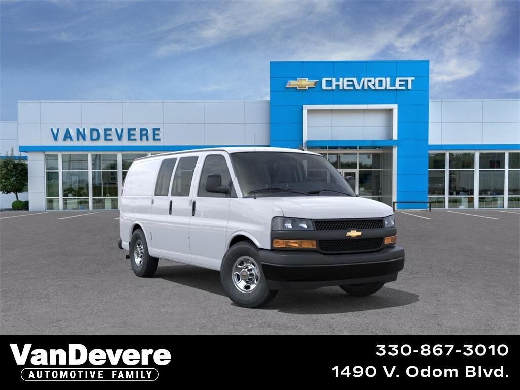 2025 CHEVROLET Express