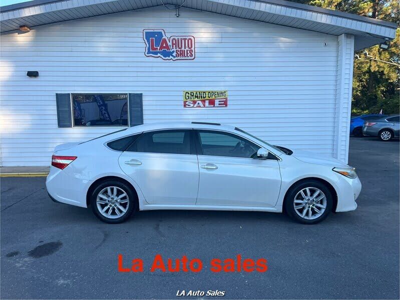 2013 TOYOTA Avalon