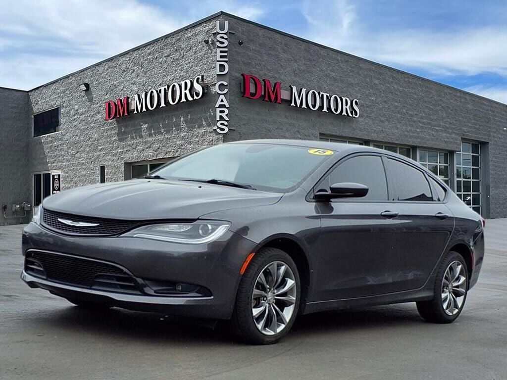 2015 CHRYSLER 200