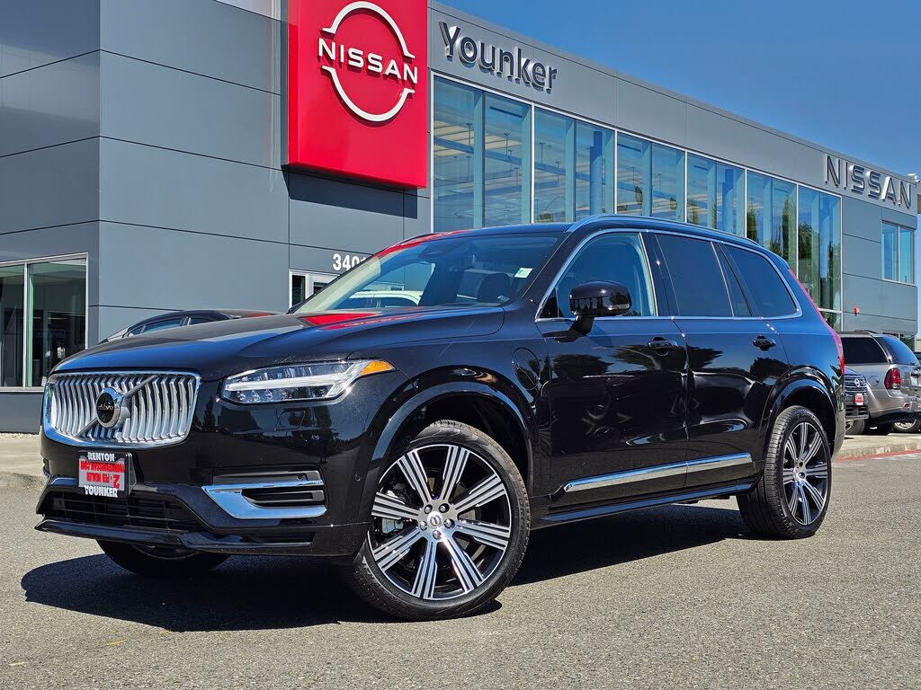 2025 VOLVO XC90