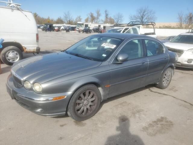 Jaguar X-Type