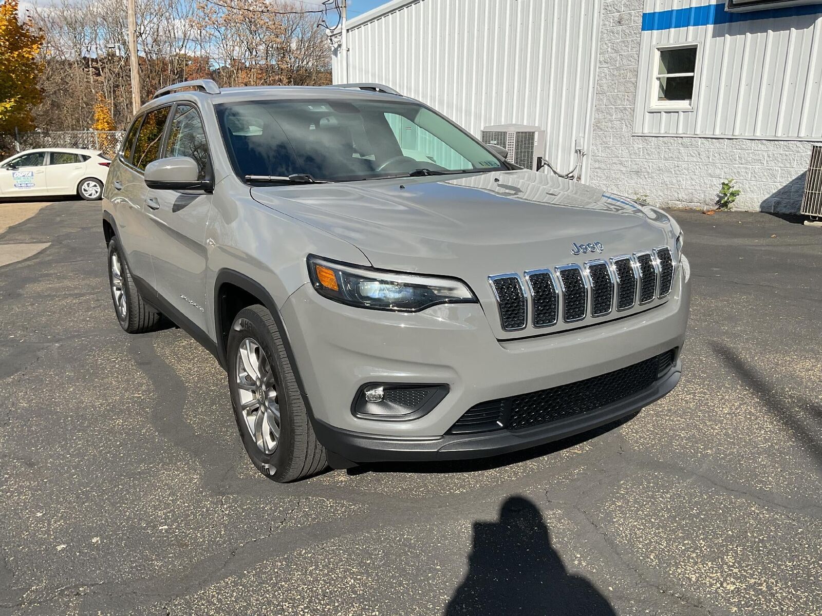 2020 JEEP Cherokee