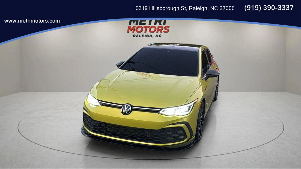 2022 VOLKSWAGEN Golf GTI