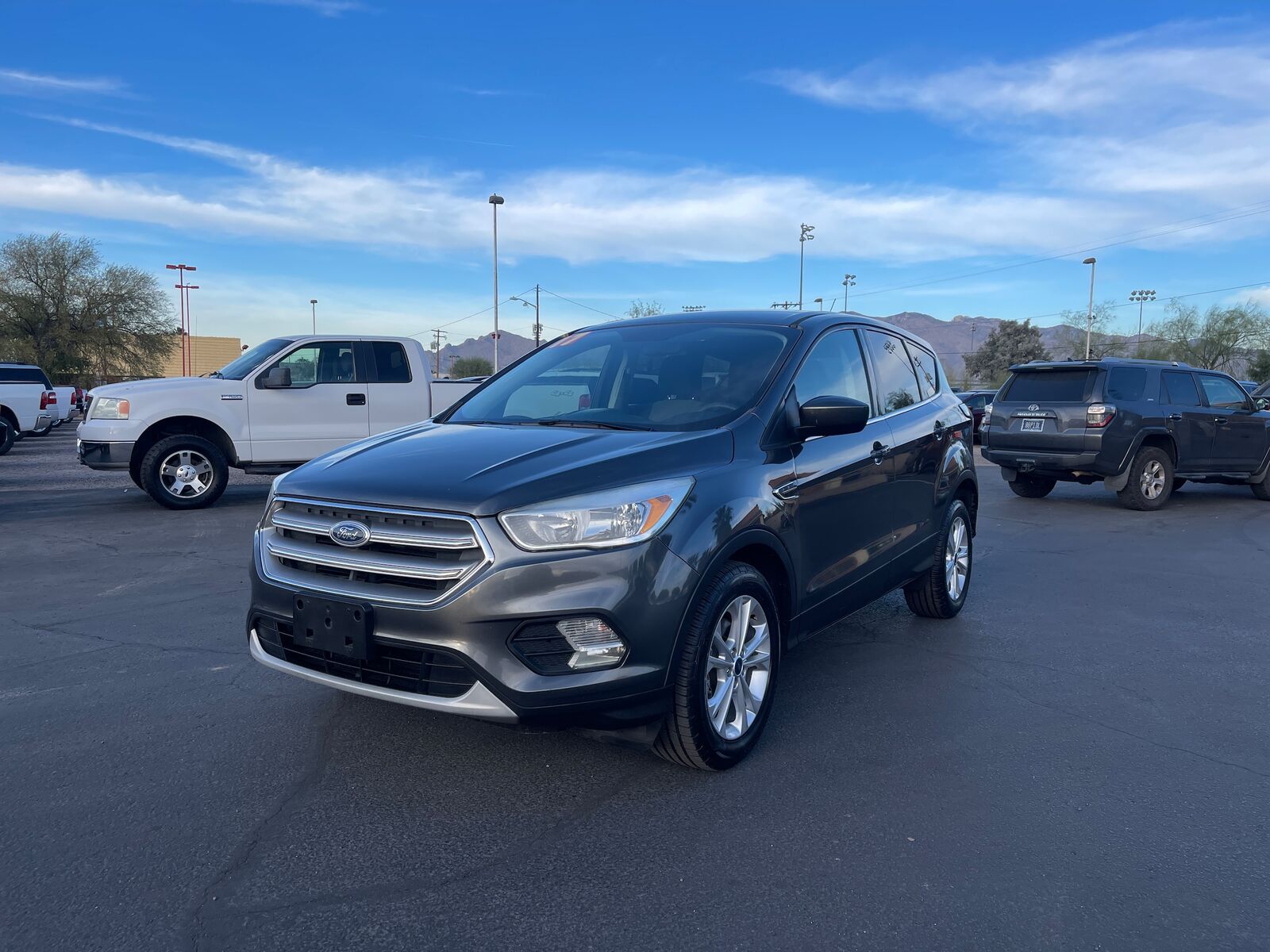 2017 FORD Escape