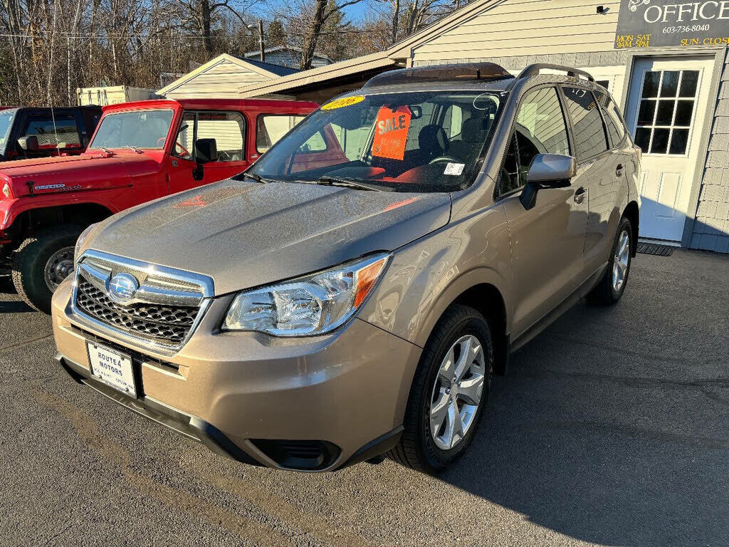 2016 SUBARU Forester