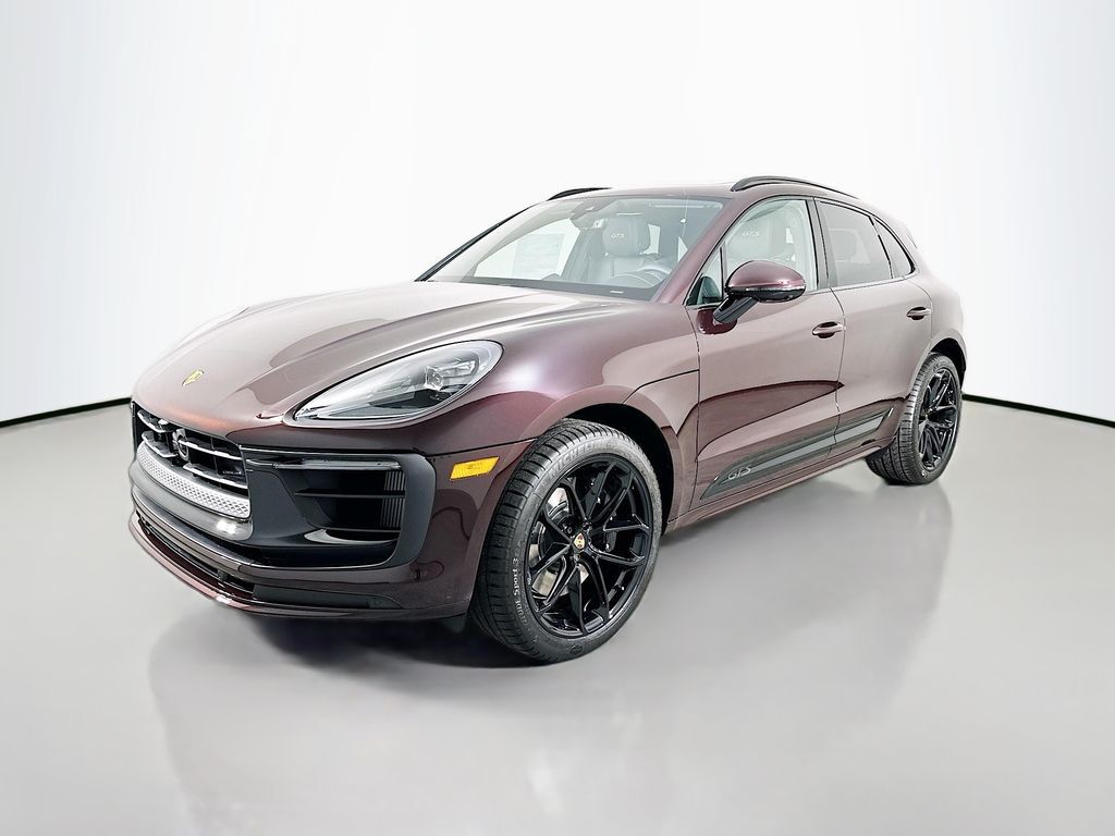 2026 PORSCHE Macan