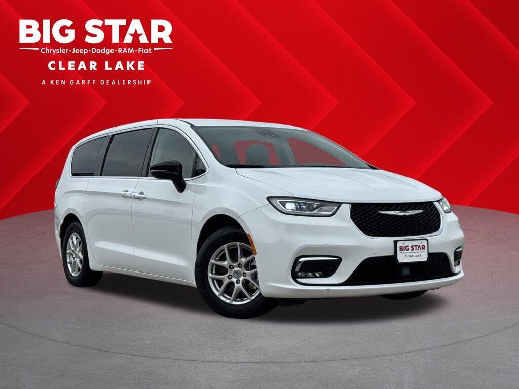 2024 CHRYSLER Pacifica