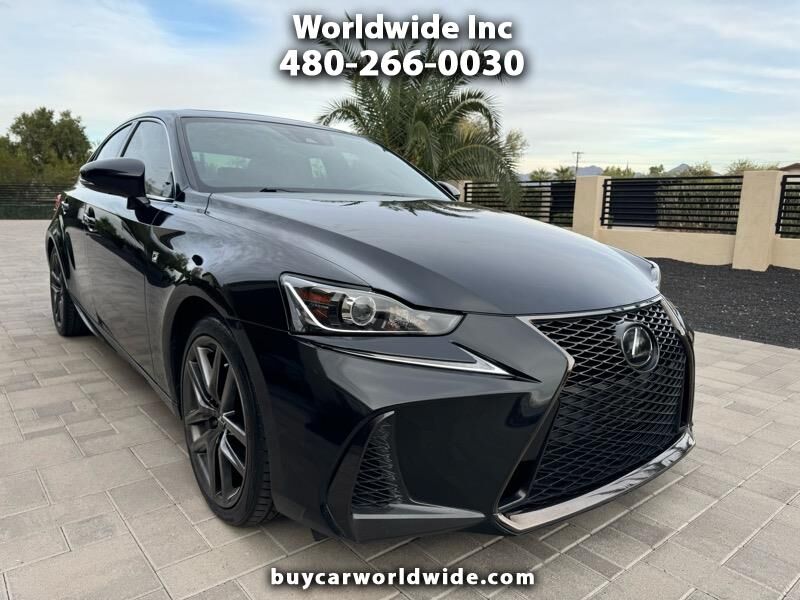 2019 LEXUS IS