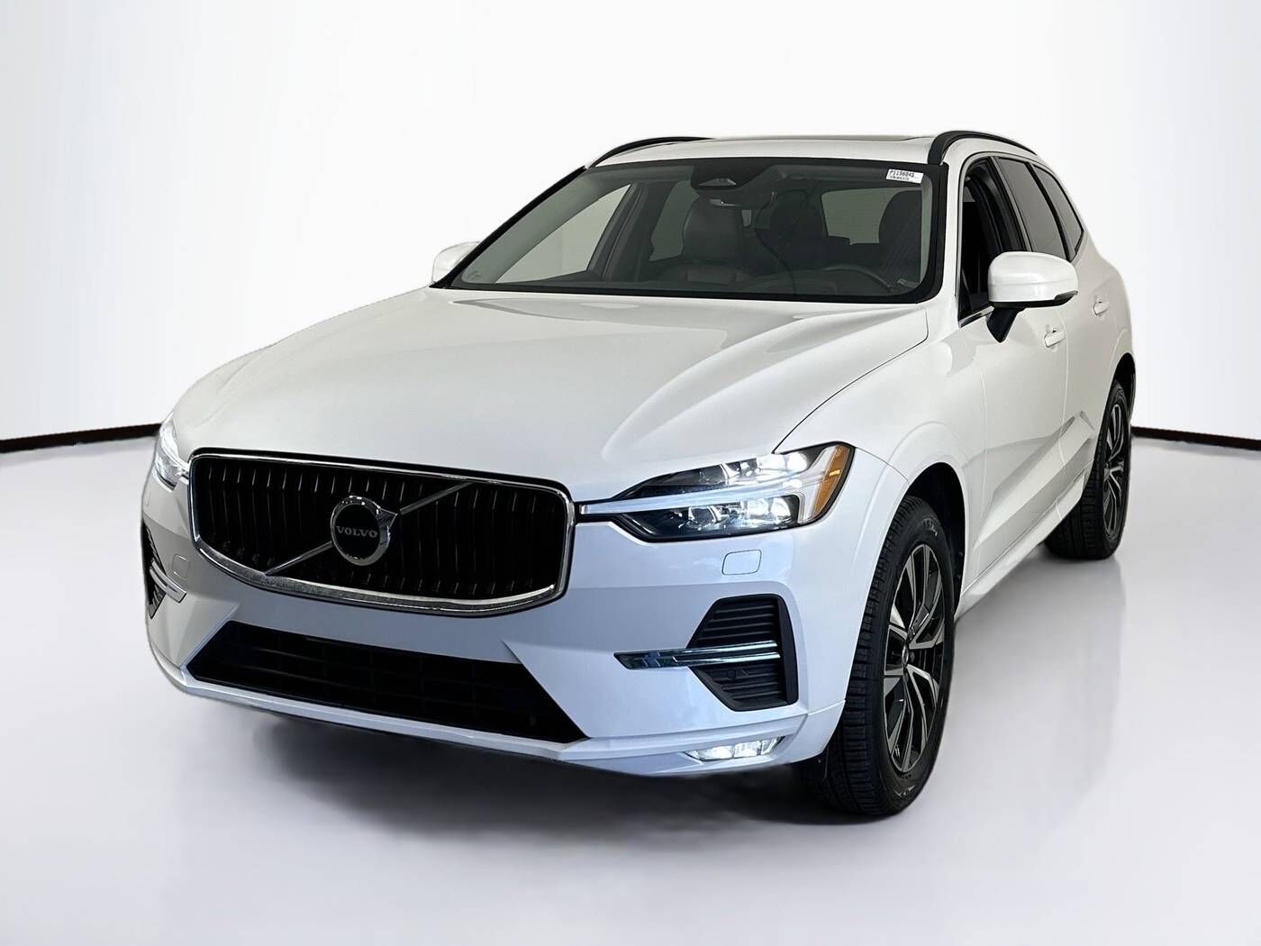 2023 VOLVO XC60