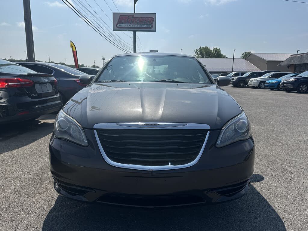 2014 CHRYSLER 200