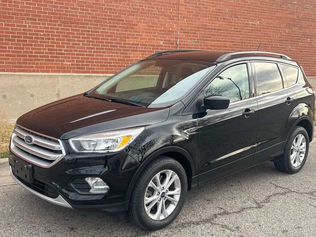 2018 FORD Escape