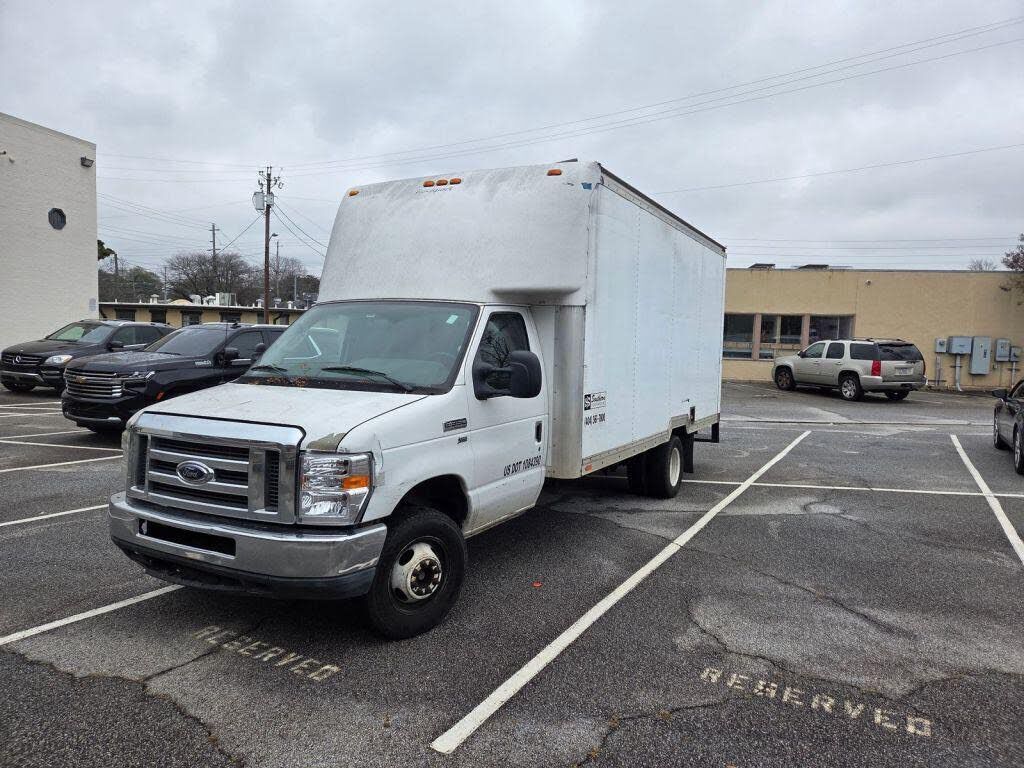 2012 FORD E-350