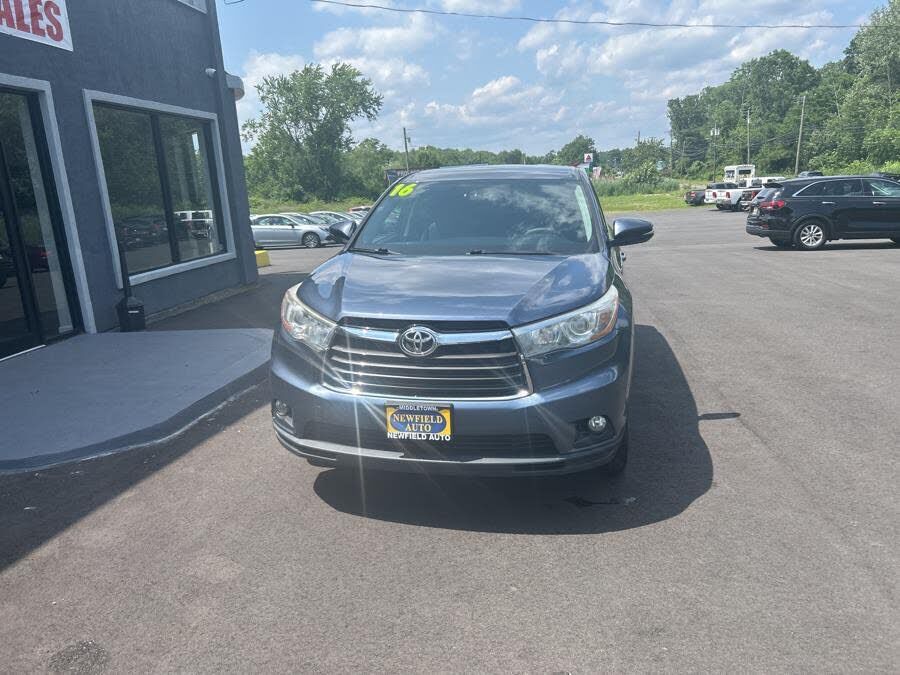2016 TOYOTA Highlander