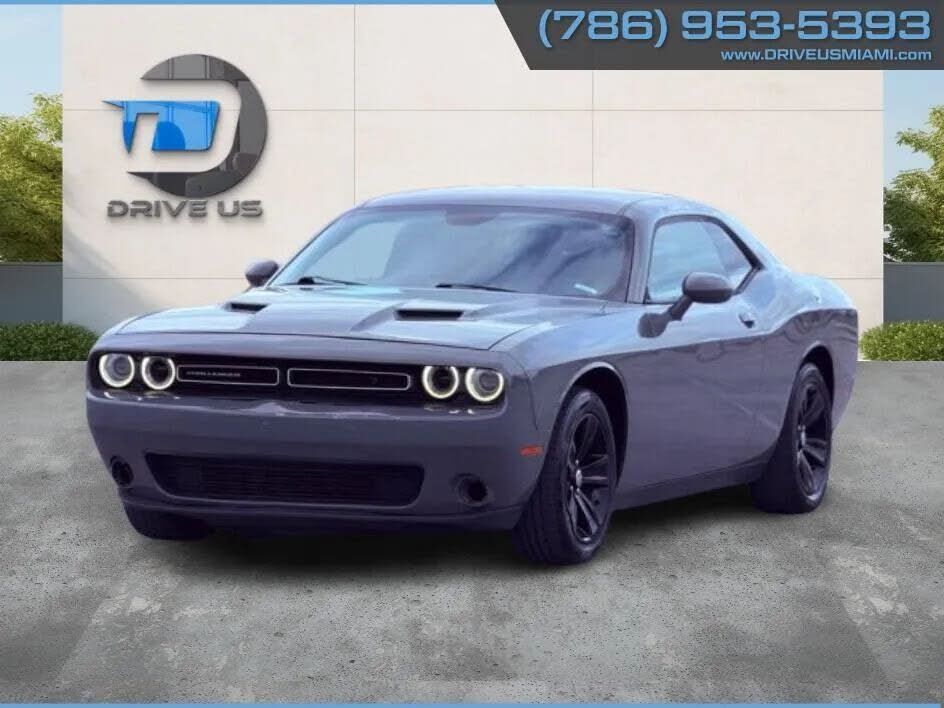 2017 DODGE Challenger