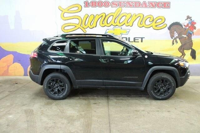 2022 JEEP Cherokee