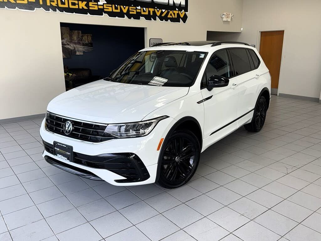 2022 VOLKSWAGEN Tiguan