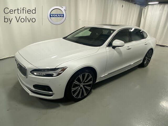 2025 VOLVO S90