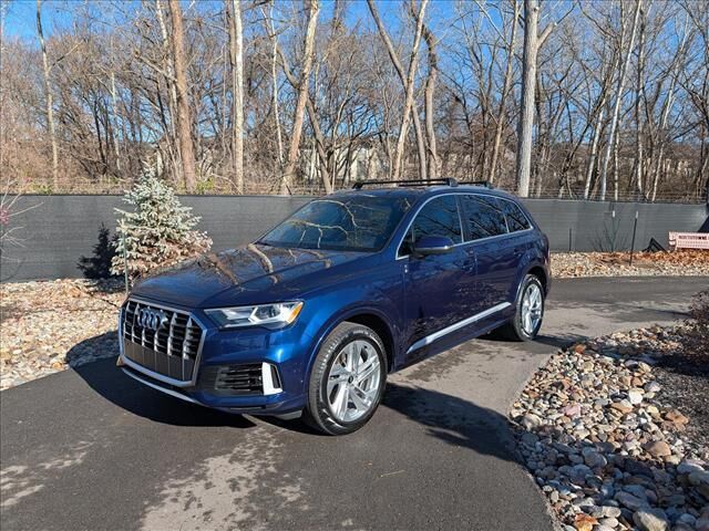 2021 AUDI Q7